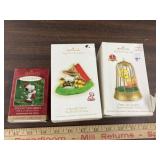 2 Snoopy & a  Tweety Bird ornaments