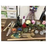 2 bamboo wind chimes, frog statues, flower decor