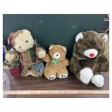 3 stuffed bears
