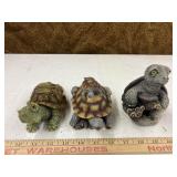 3 turtle figures