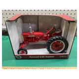 1/16 IH Farmall 230
