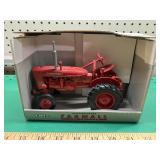 1/16 IH Farmall 140