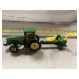 1/64 John Deere 8210 w/ forage harvester, no box