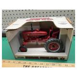 1/16 IH Farmall Super MTA