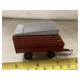 1/64 red forage wagon, no box