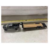 1/64 Dodge truck & gooseneck trailer