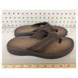Clarkï¿½s sandals size 7