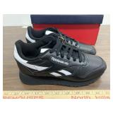 Reebok Vegan size 5 1/2