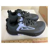 Altra size 6 1/2