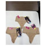 3 Maidenform Thongs, size M