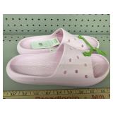 Crocs, size M 6, W 8