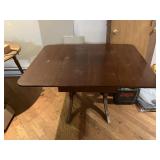 Duncan Phyfe Drop Leaf table, 42 x 52