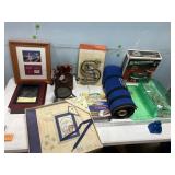 Pic frames, decor, household items in tote w/lid