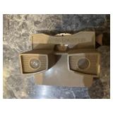 Viewmaster Viewer with original reel card works