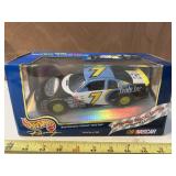 1/24 Hot WHeels Racing CHevrolet Monte Carlo NIB