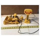 Remote controled CAT dozer, , untested , no box