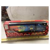 1/64 Du Pont Racing Team transporter, NIB by
