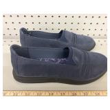 Clarks Cloudsteppers, size 6 1/2 navy