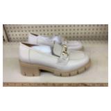 ZBY size 9 1/2 no box