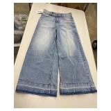 Wrangler high-rise wide leg jeans size 10, legs