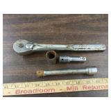 Craftsman 1/2 in drive ratchet, 2 extensions, 1