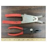 Snap-on plier and Snap-on Snap ring plier