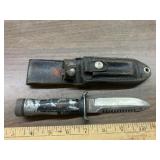 Explorer wilderness knife with sheath