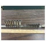 Craftsman 18 pc 1/4 drive SAE set, 10 -5/32 to 1/2