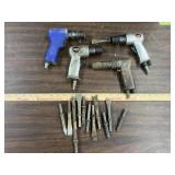 4 air hammers & 12 chisels, untested