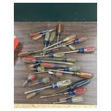 Lot of Craftsman Screwdrivers
