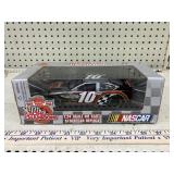 1/24 Racing Champions 10th Anni Car, Ford Taurus