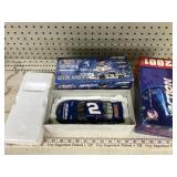 1/24 #2 Kevin Harvick 2001 Champion Nascar