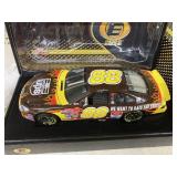 1/24 Elite #88 Dale Jarrett UPS/Race the Truck