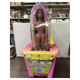 Barbie Beach Party, Nikki