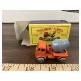 Matchbox AMoko Lesney #26 CementMixer marked 1992