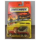 Matchbox, New Look Cement Truck, #19