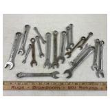 Lot of open/box end wrenches, standard