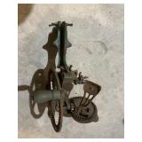 Vintage Apple peeler