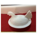 White glass nesting chicken covered bowl
