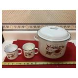 Campbell's Soup pot w/2 matching cups, all metal
