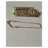 VTG Danecraft Children Boarding School Bus pin w/