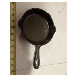 Griswold #3 Cast Iron Skillet