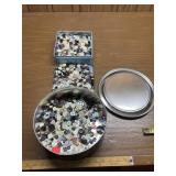 Vintage lot of Buttons in tin