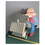 Metal birdfeeder & hanging wood decoration