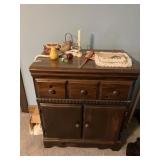 Cabinet with draw and 2 doors