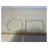 Pyrex 8 1/4 round & 1 1/2 qt baking dishes