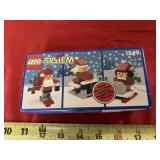 Vintage Lego Santa & Chimney #1549, NIB