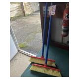 2 jr brooms