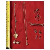 Vintage Jewelry - Judy Lee Pin, Sarah Cov earrings