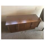 Lane Cedar Chest, 44 x 17 x 19, no contents